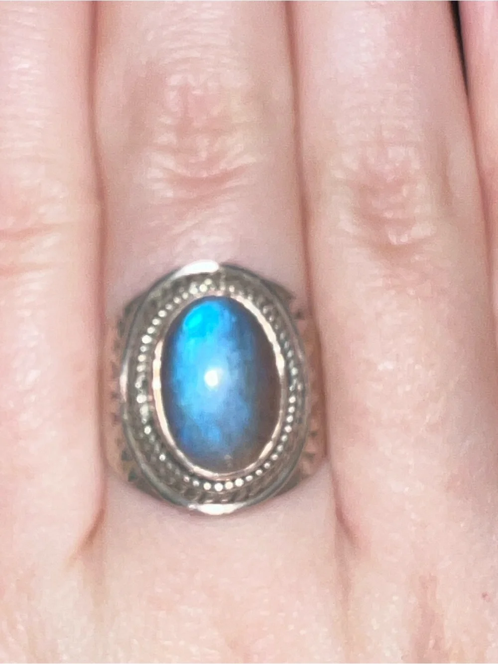 925 Sterling Silver Oval Labradorite Or Rainbow Moonstone Ring Size 8.75